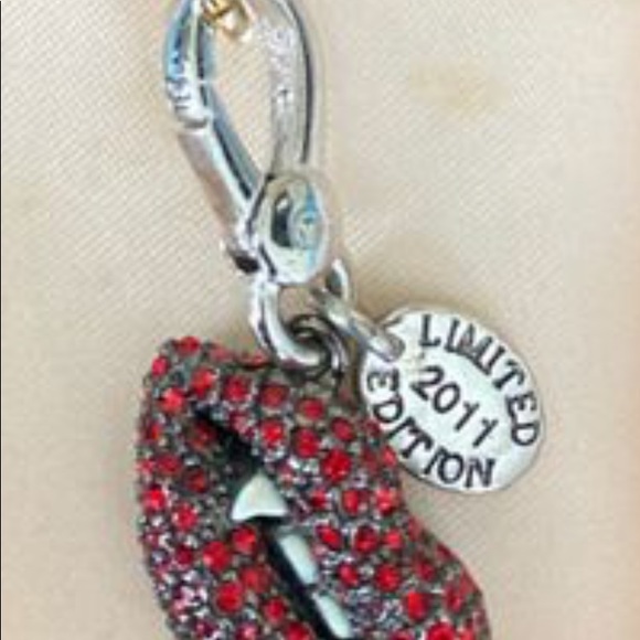Juicy Couture HALLOWEEN Vampire Lips Charm LIMITED EDITION 2011 LE - Picture 3 of 5